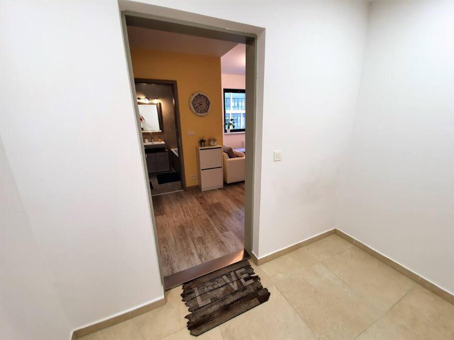 Comfy & Stylish Flat In The City Centre + Parking Μπρατισλάβα Εξωτερικό φωτογραφία